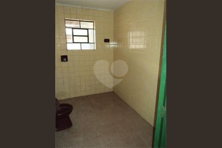 4_photo/94cefddb9d.ec49f0f9d32ca07b-ATLAS-1395f6a7-5f06-4d58-8377-630004cc456e.jpg de casa à venda com 3 quartos, 200m² em Parque Imperial, Barueri