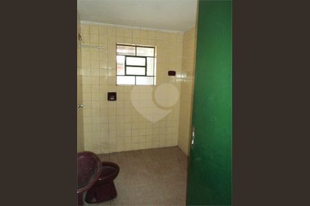 9_photo/94cefddb9d.ec49f0f9d32ca07b-ATLAS-6cc27f95-8009-4155-9b7e-769d56477456.jpg de casa à venda com 3 quartos, 200m² em Parque Imperial, Barueri