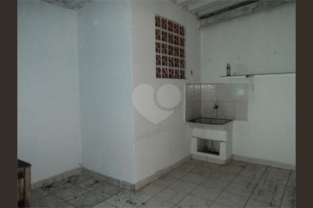 11_photo/94cefddb9d.ec49f0f9d32ca07b-ATLAS-80c6b14b-28e6-4231-aa96-494d570896b1.jpg de casa à venda com 3 quartos, 200m² em Parque Imperial, Barueri