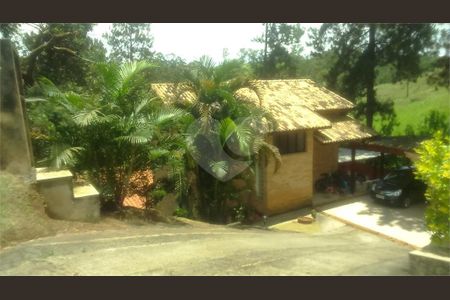 8_photo/94cefde673.d70e7eae2b930113-ATLAS-48c90701-8f44-42e7-93d5-4bc18eecf968.jpg de casa à venda com 4 quartos, 250m² em Parque Imperial, Barueri