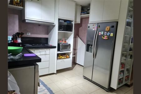 11_photo/94cefde673.d70e7eae2b930113-ATLAS-e5c56fb6-a1d2-4fe7-9ecb-d245be9289b1.jpg de casa à venda com 4 quartos, 250m² em Parque Imperial, Barueri