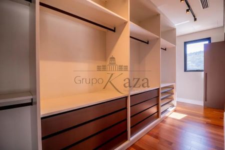 6_photo/94cefdf0ff.e543d79be6c7d3ab-ATLAS-227edec7-fc1c-4cd0-860f-3ff05ca2012f.jpg de casa à venda com 5 quartos, m² em Residencial Tambore, Barueri