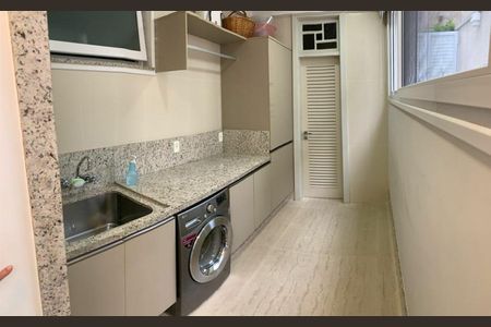 4_photo/94cefdf42b.d60ed16da6b331d7-ATLAS-2286b116-471d-408d-bdb8-5f49866e5c46.jpg de casa de condomínio à venda com 4 quartos, 400m² em Residencial Tambore, Barueri