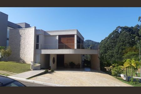 1_photo/94cefdf5c7.ceff8192393c33de-ATLAS-9c026fb8-1be3-480a-8d2f-b5846d329963.jpg de casa à venda com 4 quartos, 400m² em Residencial Tambore, Barueri