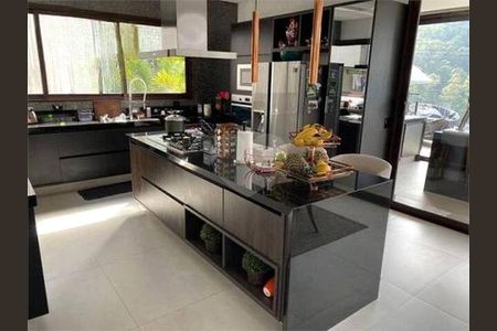 2_photo/94cefdf5cb.671b3960e7484b54-ATLAS-bf272225-7dfd-4f25-8027-b48d3bd0b12a.jpg de casa à venda com 4 quartos, 790m² em Residencial Tambore, Barueri