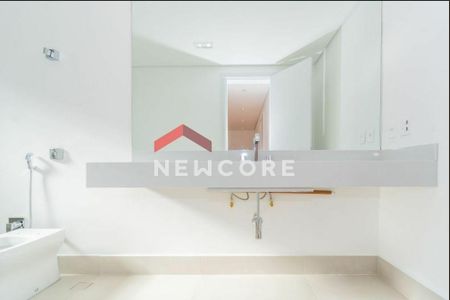 8_photo/94cefdf5df.f9fd596f8c1c84e9-ATLAS-1d47834f-6452-4797-81f1-b7164924ebee.jpg de casa de condomínio à venda com 4 quartos, 526m² em Residencial Tambore, Barueri