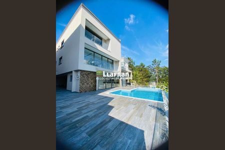 3_photo/94cefdf611.ceff8192393c33de-ATLAS-5ff1d311-5384-4d5c-9fb5-85b379eda89d.jpg de casa à venda com 4 quartos, 578m² em Residencial Tambore, Barueri