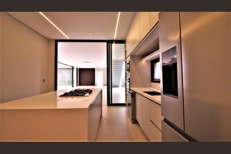 3_photo/94cefdf611.ceff8192393c33de-ATLAS-b5caa38b-49be-4a9e-ba3c-88bfe52dc9f3.jpg de casa à venda com 5 quartos, 540m² em Residencial Tambore, Barueri