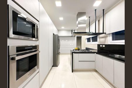 6_photo/94cefdf69b.34730a09c7934e52-ATLAS-22b06904-d048-4cea-a3c0-748e3a87c63d.jpg de casa à venda com 4 quartos, 442m² em Residencial Tambore, Barueri