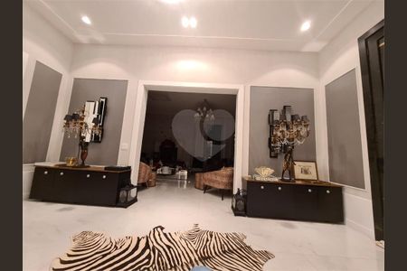 3_photo/94cefdf9bd.646fae3a1fa4a2d8-ATLAS-960e6f2b-77fc-4991-a7b7-0cb299db666f.jpg de casa à venda com 6 quartos, 1260m² em Residencial Tambore, Barueri