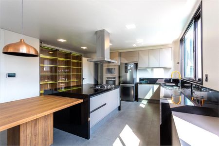 9_photo/94cefdf9f5.2c3574afb1006d70-ATLAS-3bda0c4a-1dfd-4372-9cae-1526b7749edd.jpg de casa à venda com 4 quartos, 1305m² em Residencial Tambore, Barueri