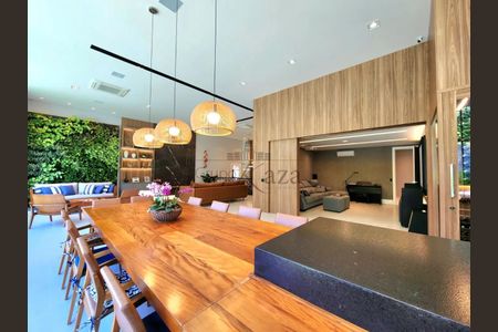 5_photo/94cefdfdbf.4b67878fbc2d08b6-ATLAS-298ac7c3-a31a-48e1-8c8e-8df8e2592c8c.jpg de casa à venda com 5 quartos, m² em Residencial Tambore, Barueri