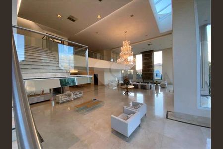 1_photo/94cefdfe1b.9f73e101bd22bb98-ATLAS-6dd3b4d3-5a80-4361-be1c-e2be73f1bf90.jpg de casa à venda com 6 quartos, 1880m² em Tamboré, Barueri