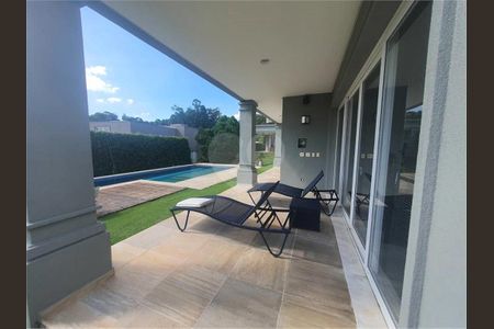 4_photo/94cefdfe4f.9f73e101bd22bb98-ATLAS-b2d759b4-8edf-46d3-8543-9afab1b1ac77.jpg de casa de condomínio à venda com 4 quartos, 980m² em Residencial Tambore, Barueri