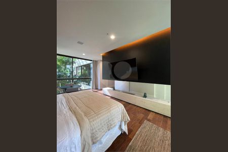 3_photo/94cefdff35.e348e20e25b59110-ATLAS-6c306c98-e178-46b0-a616-08f82e0ded5b.jpg de casa à venda com 4 quartos, 2431m² em Residencial Tambore, Barueri