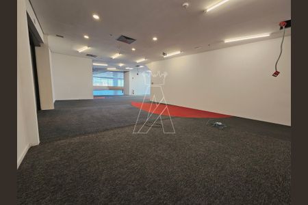 71_photo/94cefdffdd.f97edc3ae7f919a9-ATLAS-5c8dbd85-dce8-4b71-9c43-f950fa0dde7a.jpg de apartamento para alugar com 0 quarto, 987m² em Tamboré, Barueri