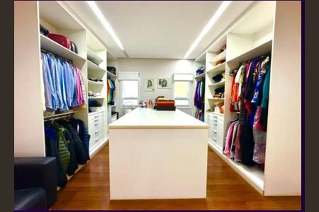 12_photo/94cefe07d7.a9fe67ee86852afe-ATLAS-dcaab534-5dd7-4b01-96d5-4a78c9e33ae4.jpg de casa à venda com 4 quartos, 744m² em Jardim Mutinga, Barueri