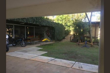 4_photo/94cefe07d9.491a58713d1e5de3-ATLAS-b5322c18-40e9-486e-a6fe-a8cbc3a245cd.jpg de casa à venda com 4 quartos, 900m² em Jardim Mutinga, Barueri