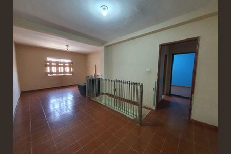 3_photo/94cefe09a9.b60f5a7682bed42c-ATLAS-22e675c5-9d73-419f-a709-252ab69eb8c6.jpg de casa à venda com 3 quartos, 200m² em Jardim Mutinga, Barueri