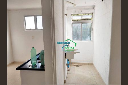 11_photo/94cefe29a1.4a5e84e08a01e130-ATLAS-c17659e4-1f3b-45dd-884c-e6bf0ba32ad4.jpg de apartamento para alugar com 2 quartos, 50m² em Conjunto Habitacional Presidente Castelo Branco, Carapicuíba