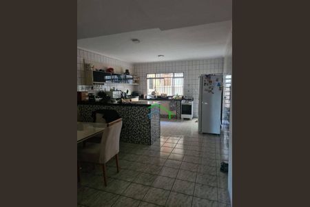 2_photo/94cefe29e7.edf2212802869f81-ATLAS-ef27e0ef-e978-42f8-8c98-b85e8913a0ee.jpg de casa à venda com 3 quartos, 130m² em Conjunto Habitacional Presidente Castelo Branco, Carapicuíba