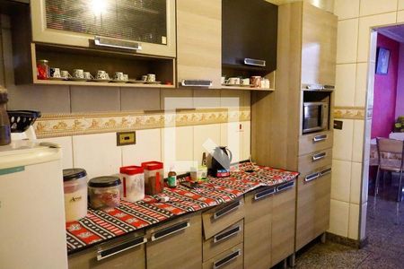 45_photo/94cefe2d85.07f29284d16cc936-ATLAS-db0faa01-540b-4140-b6d8-ce907287131a.jpg de casa à venda com 4 quartos, 151m² em São Pedro, Osasco