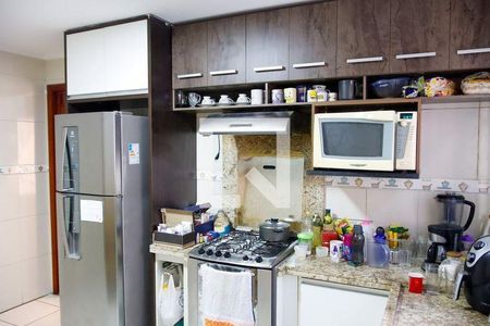 32_photo/94cefe2d85.0bf895571deddd4a-ATLAS-5979425d-c86d-4636-984a-d1aa6e2e7b21.jpg de casa à venda com 3 quartos, 203m² em Quitaúna, Osasco