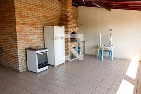 45_photo/94cefe2d85.0bf895571deddd4a-ATLAS-a5b9bd1f-c00d-449e-9043-44c0b37d35d3.jpg de casa à venda com 3 quartos, 203m² em Quitaúna, Osasco