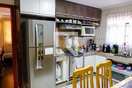 9_photo/94cefe2d85.0bf895571deddd4a-ATLAS-b1a193b3-4d53-4f96-826e-41a7522a49f1.jpg de casa à venda com 3 quartos, 203m² em Quitaúna, Osasco