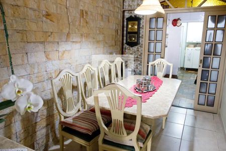 8_photo/94cefe31dd.8a734c1c2a3b006e-ATLAS-3cf4479f-8ac7-4b77-bc39-2d8a0baf9bad.jpg de casa à venda com 4 quartos, 154m² em Quitaúna, Osasco