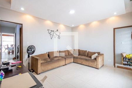 7_photo/94cefe31e5.d9f076d2edbf9077-ATLAS-b8d81f7e-c749-4de9-af5b-5643a731a918.jpg de casa à venda com 3 quartos, 238m² em Quitaúna, Osasco