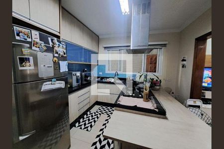 45_photo/94cefe31e5.dd36eae811456584-ATLAS-c7bc8b9f-3790-4104-8130-81d3287fd44d.jpg de casa à venda com 3 quartos, 248m² em Quitaúna, Osasco