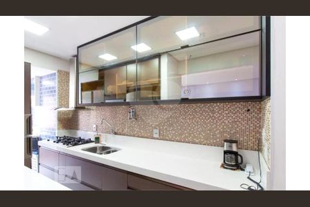 6_photo/94cefe32f1.32d3cee88d6adeff-ATLAS-b3ea10e5-0cdc-4dc4-9697-629c63de8e8a.jpg de apartamento à venda com 3 quartos, 83m² em Quitaúna, Osasco