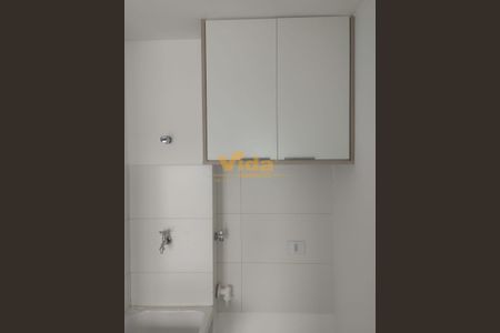 6_photo/94cefe3477.2008f600ea595daf-ATLAS-6be515cb-7490-4c8a-b81c-79e8bfba11a5.jpg de apartamento para alugar com 1 quarto, 35m² em Quitaúna, Osasco