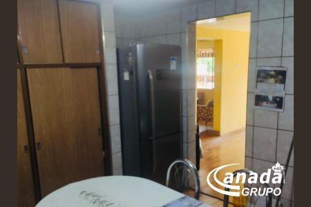 6_photo/94cefe35f7.ab9d896be0e39e09-ATLAS-befbe685-7f85-4f87-9bbe-834b727da643.jpg de casa à venda com 5 quartos, 406m² em Pestana, Osasco