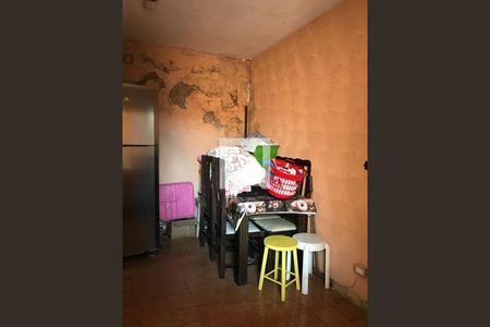 47_photo/94cefe36b5.ead0744c2329e0c8-ATLAS-76f5f938-c016-44a3-8081-26d156cb7e04.jpg de casa à venda com 3 quartos, 250m² em Quitaúna, Osasco