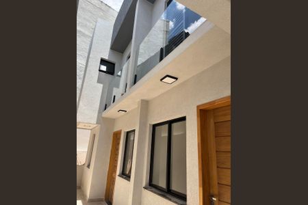 2_photo/94cefe36cb.b1b73f097c50451a-ATLAS-4be0e4f3-40d9-439e-aa4e-c8bf155b0b9b.jpg de casa à venda com 2 quartos, 70m² em Quitaúna, Osasco