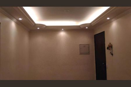 3_photo/94cefe3a9d.2f15d505e37c7ac5-ATLAS-9446b57f-ecb1-4a61-9c6f-0c638bd8754e.jpg de casa à venda com 2 quartos, 62m² em Quitaúna, Osasco