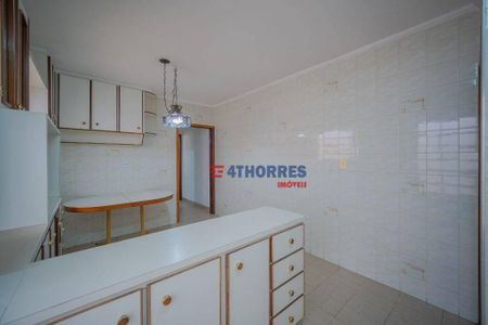 9_photo/94cefe4a21.73045467f4893223-ATLAS-e8a068d7-c468-4972-b8ff-2c5512e0958f.jpg de casa à venda com 3 quartos, 150m² em Vila Quitauna, Osasco