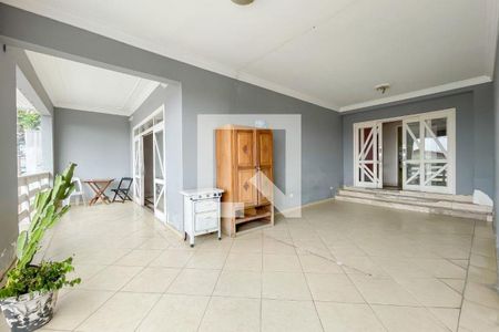 10_photo/94cefe4a29.0ba67d9784bd91b1-ATLAS-9e62a5b4-bae3-4e9a-b2da-cdcf61e3ad44.jpg de casa à venda com 4 quartos, 351m² em Km 18, Osasco