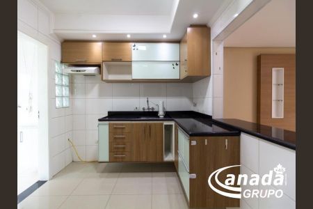 13_photo/94cefe4b81.ca70b79f80daf804-ATLAS-ba306a10-6fd2-40d5-aab1-88460c2e8a91.jpg de casa para alugar com 3 quartos, 150m² em Km 18, Osasco