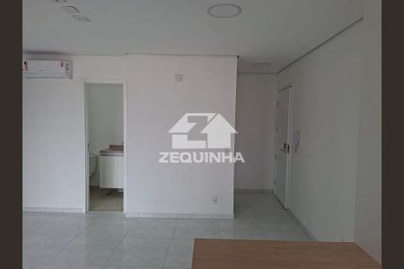 5_photo/94cefe4b9d.ceff8192393c33de-ATLAS-2ac8a44c-9e3e-4bf6-bd18-91b88a058608.jpg de apartamento para alugar com 1 quarto, 35m² em Km 18, Osasco