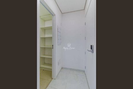 10_photo/94cefe4bbd.6b92ae10a58fe7e8-ATLAS-746ead32-d5b3-42f9-8410-81d235e572d9.jpg de casa para alugar com 1 quarto, 37m² em Km 18, Osasco