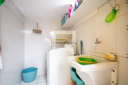 41_photo/94cefe4bbf.733a2fecce93ffd7-ATLAS-7e598660-1ebf-421c-bc4b-ed5b7808a8a3.jpg de casa à venda com 3 quartos, 293m² em Km 18, Osasco