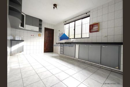 8_photo/94cefe4ccb.8a00a68238a6a06b-ATLAS-3ac7ac9d-6cb6-4627-b16a-0e615a8a6a96.jpg de casa para alugar com 3 quartos, 150m² em Km 18, Osasco