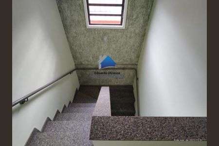 23_photo/94cefe4ccb.8a00a68238a6a06b-ATLAS-ef0bd402-bf4d-4251-9b32-952135a8cb31.jpg de casa para alugar com 3 quartos, 150m² em Km 18, Osasco