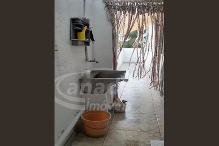 3_photo/94cefe54d3.70d34e1d457a0501-ATLAS-dcdf01d2-66c6-4fcd-aff5-5a96176cf6c4.jpg de casa à venda com 5 quartos, 210m² em Km 18, Osasco