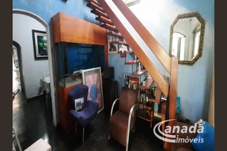 4_photo/94cefe59d9.e9df0b537d9cd077-ATLAS-2c7b9aec-4276-4659-8a46-88465b82e39b.jpg de casa à venda com 3 quartos, 305m² em Iapi, Osasco