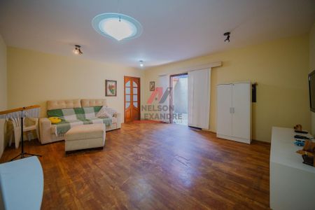 3_photo/94cefe59f3.8b238b2f56f58e8d-ATLAS-16ba4547-170e-4f69-8880-cf7dbd9e33e9.jpg de casa à venda com 3 quartos, 239m² em I.a.p.i., Osasco