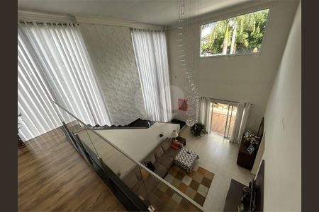 2_photo/94cefe5eaf.e5c1dbf3952ec410-ATLAS-0e5101ae-4b7a-495c-9ae0-b2be08b8b776.jpg de casa à venda com 4 quartos, 273m² em Iapi, Osasco